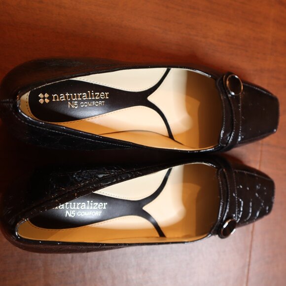 Naturalizer Fulton Block Heel Loafers – Black Croc Patent – Size 10 Narrow (N) – - Picture 2 of 8